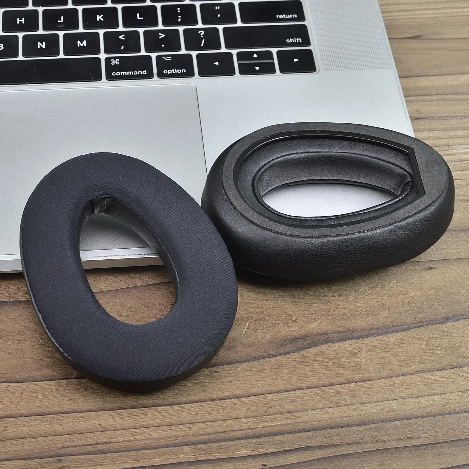 استبدال بطانة للأذن من جل التب - مراجعة Sennheiser Headphone Momentum 4 وسعره
